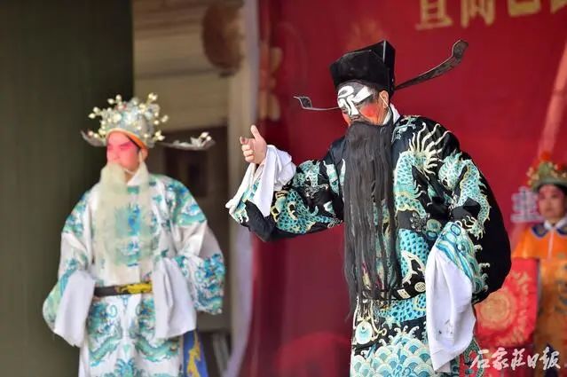 南岩乱弹“吼”百年