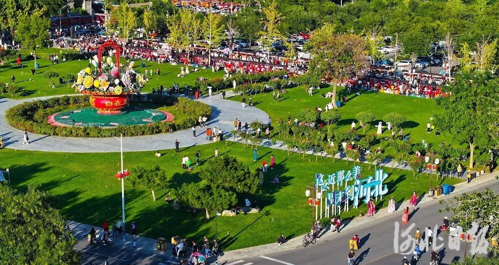 正定古城热，掌握了什么流量密码