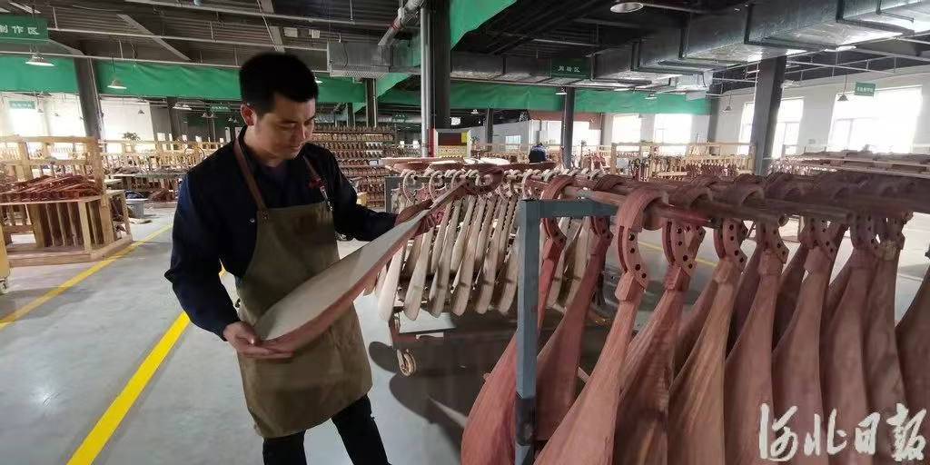 肃宁乐器“火”了，一把琵琶，缘何卖120万元？