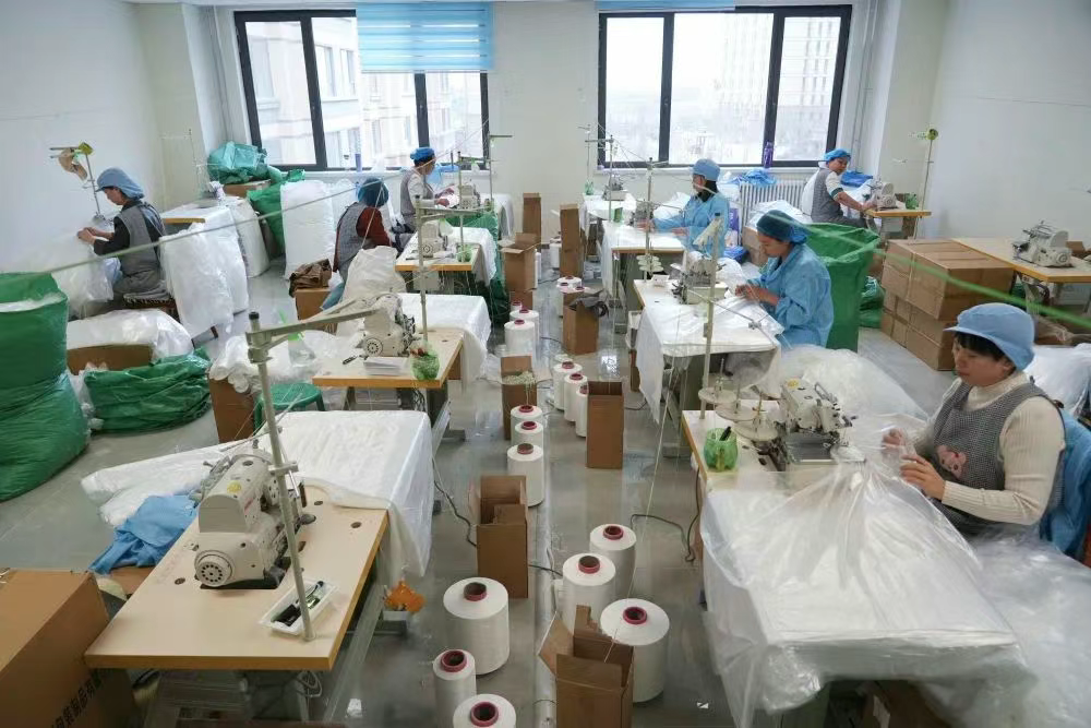 雄安新区创工坊：上楼安居 下楼就业