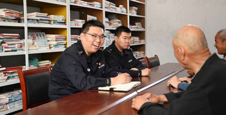 “新时代青年先锋”王健：从经侦精英到山沟“平安管家”