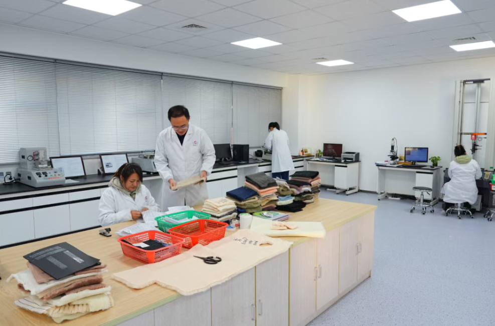 共享实验室来了！激活辛集皮革产业新动能